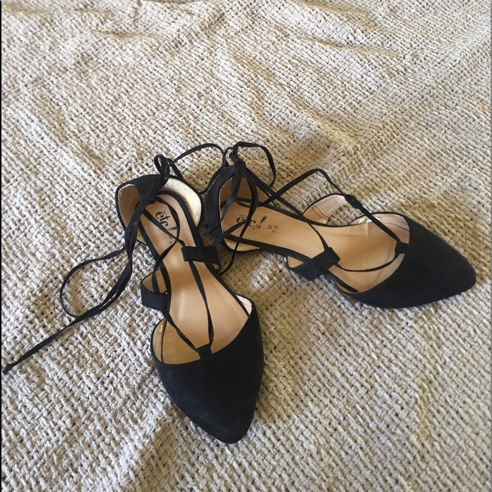 Tie up sandals
